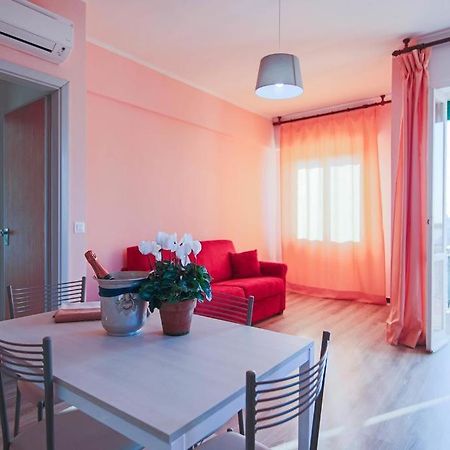 Residence Riviera Mare Pietra Ligure Ngoại thất bức ảnh