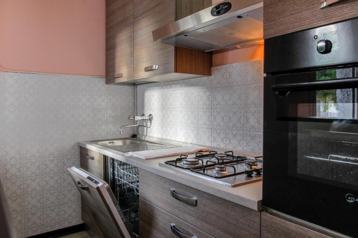 Residence Riviera Mare Pietra Ligure Ngoại thất bức ảnh