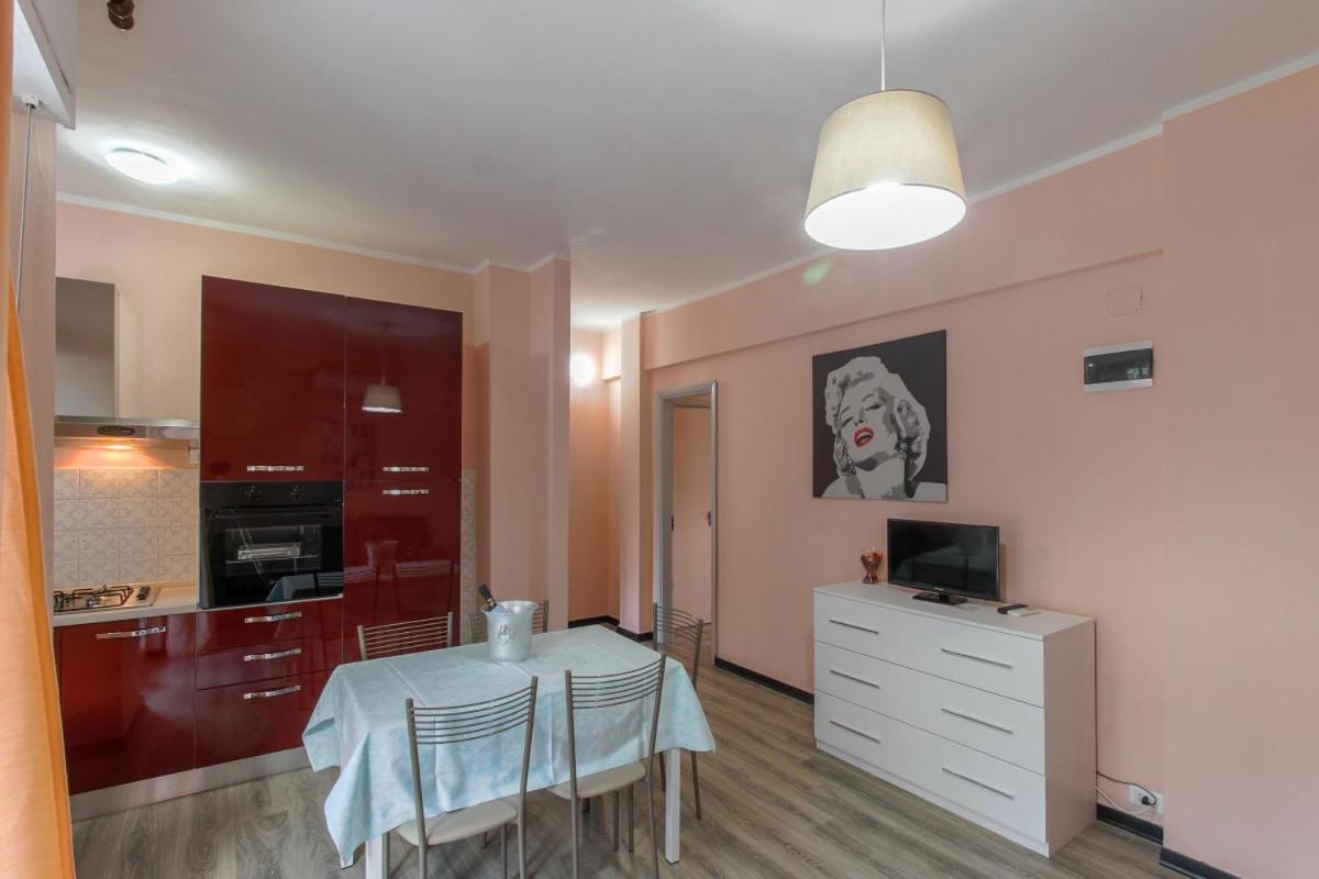 Residence Riviera Mare Pietra Ligure Ngoại thất bức ảnh