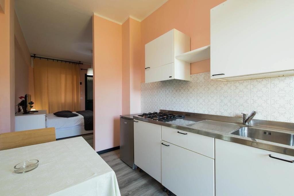 Residence Riviera Mare Pietra Ligure Ngoại thất bức ảnh